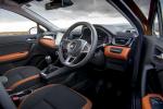 Renault Captur Iconic 2019 года (UK)